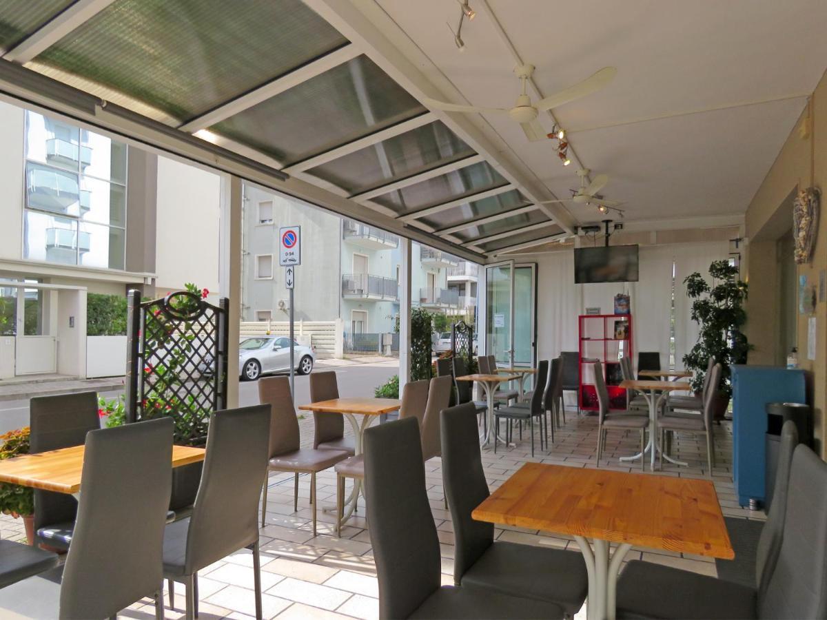 Hotel Saturno Lido di Jesolo Zewnętrze zdjęcie