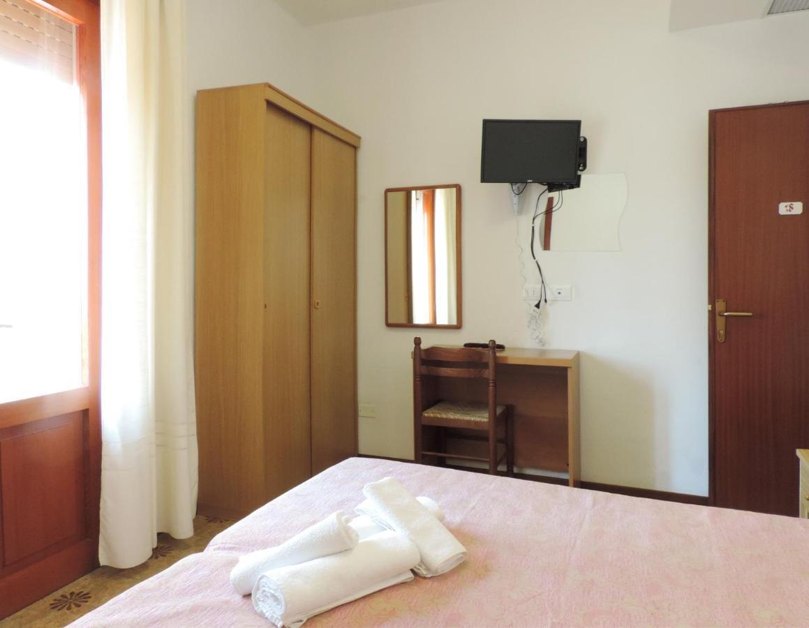 Hotel Saturno Lido di Jesolo Zewnętrze zdjęcie